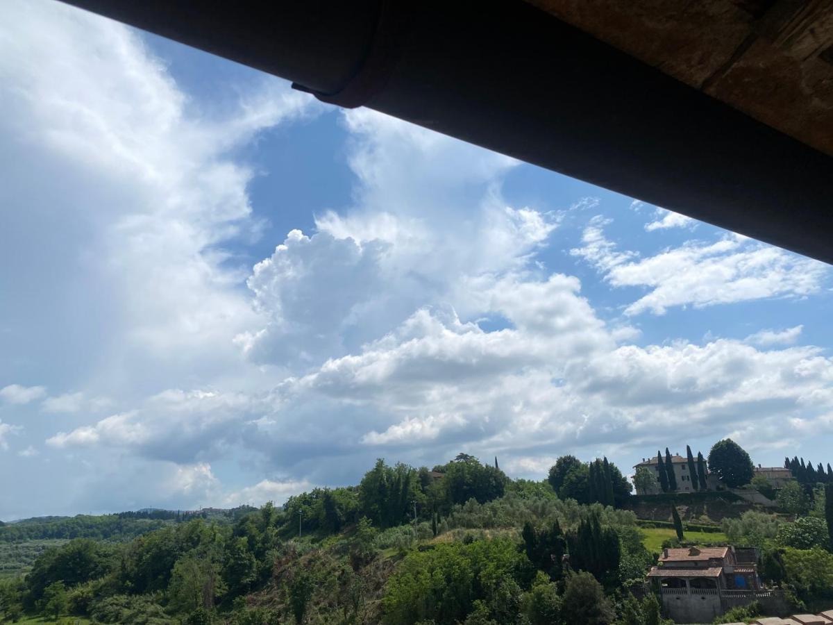 La Petite Maison Usigliano Exteriér fotografie